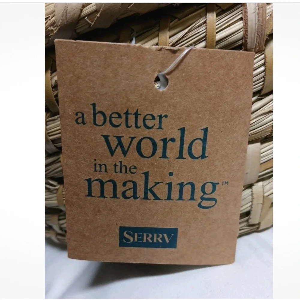 Serrv natural woven